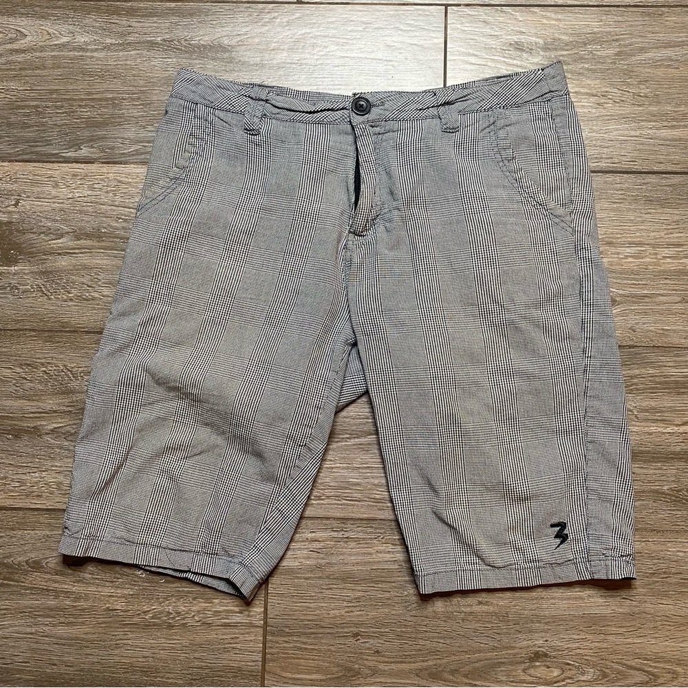 Third Rail 34 Houndstooth Shorts